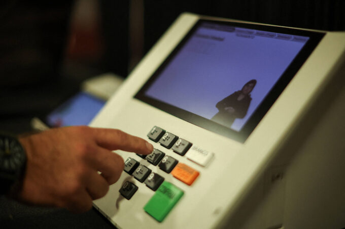 pf-abre-procedimento-previo-a-pedido-da-agu-para-investigar-interferencia-externa-na-eleicao