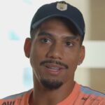 ronald-araujo-hablo-del-dolor-de-haberse-perdido-dos-mundiales-y-de-una-anecdota-imperdible-diego-forlan-a-la-seleccion-uruguaya;-mira-el-video