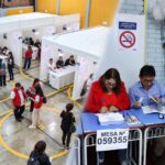 ¿hasta-que-hora-puedes-votar?-onpe-recuerda-la-hora-limite-y-las-multas-por-no-sufragar
