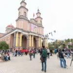 “la-espero-todo-el-ano”:-las-historias-de-fe-que-vuelven-a-encontrarse-con-la-chinita-de-andacollo