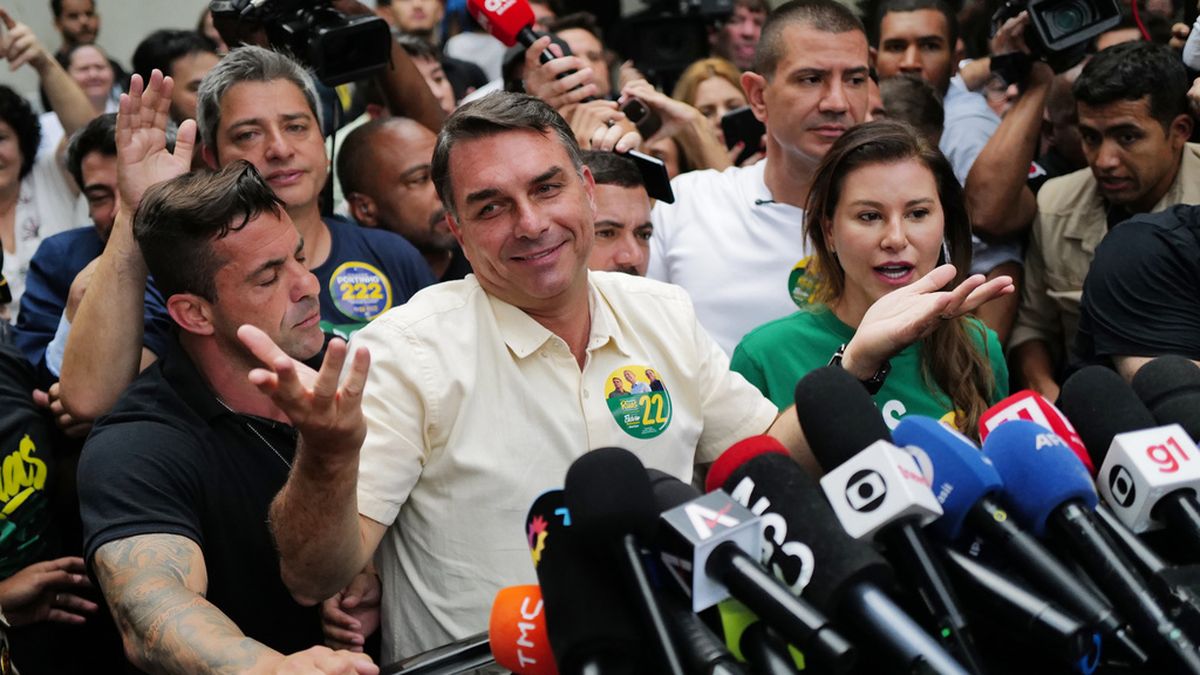 bolsonaro-da-la-sorpresa-frente-a-lula-en-la-primera-vuelta-y-toma-ventaja-hacia-el-balotaje-en-brasil