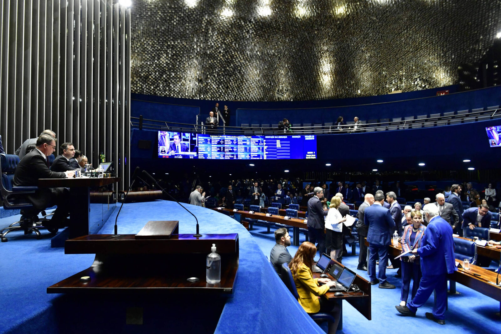 veja-os-senadores-eleitos-no-amazonas