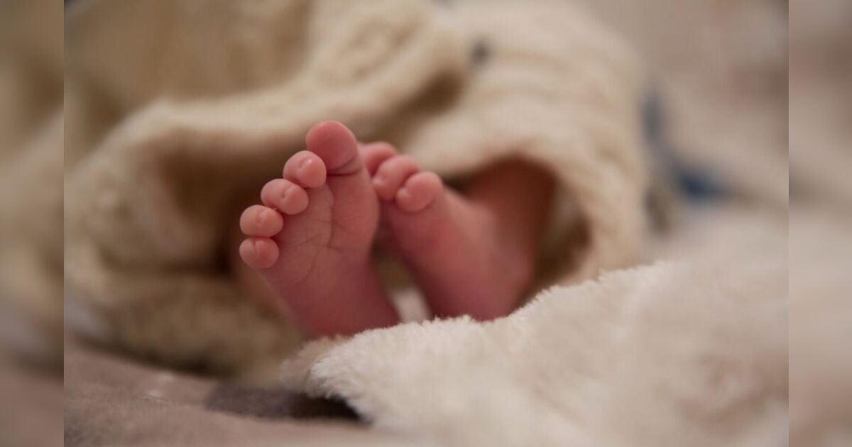 casal-e-preso-apos-bebe-de-oito-meses-ser-morto-asfixiado