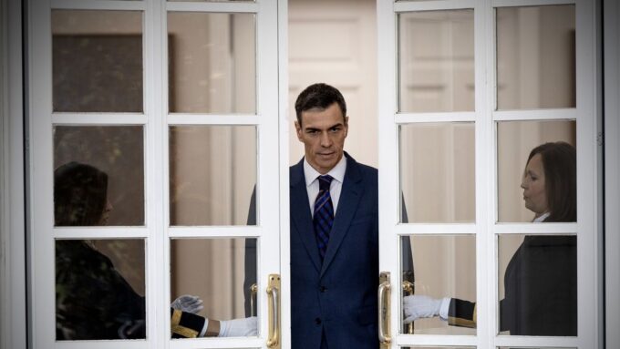pedro-sanchez-quema-las-naves-pero-el-fuego-ya-no-es-el-mismo