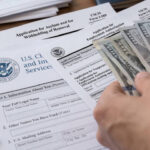 atencion-inmigrantes-|-uscis-anuncia-nuevo-tarifario-para-el-2027:-cambiaran-los-montos-para-asilo,-permiso-de-trabajo,-tps-y-otros-en-eeuu.