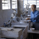 mortes:-trouxe-do-japao-a-tecnica-tradicional-da-porcelana-e-a-manteve-viva-no-brasil