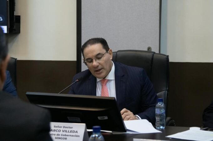 villeda-asegura-que-hay-informacion-de-que-otros-fugados-de-fraijanes-ii-estan-fuera-del-pais