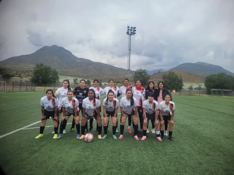 solo-cuatro-partidos-y-meses-de-espera:-el-desafio-de-mantener-activo-el-futbol-femenino-local