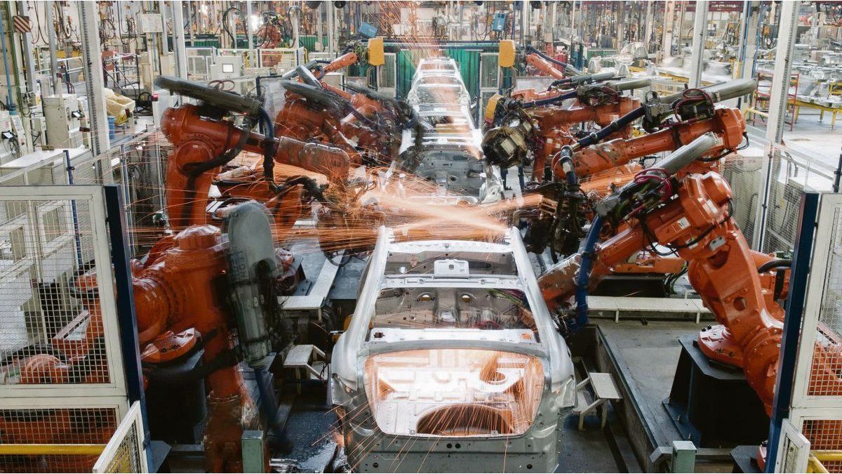 la-produccion-automotriz-cayo-15,6%-anual-en-septiembre,-pero-las-exportaciones-tocaron-maximos-del-ano