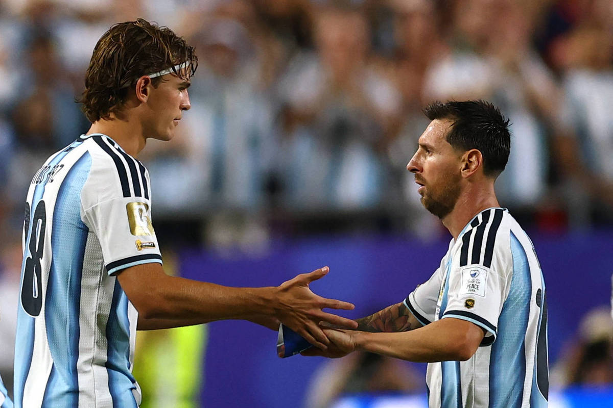 argentina-faz-festa-para-despedida-de-messi-enquanto-pensa-em-como-jogar-sem-ele