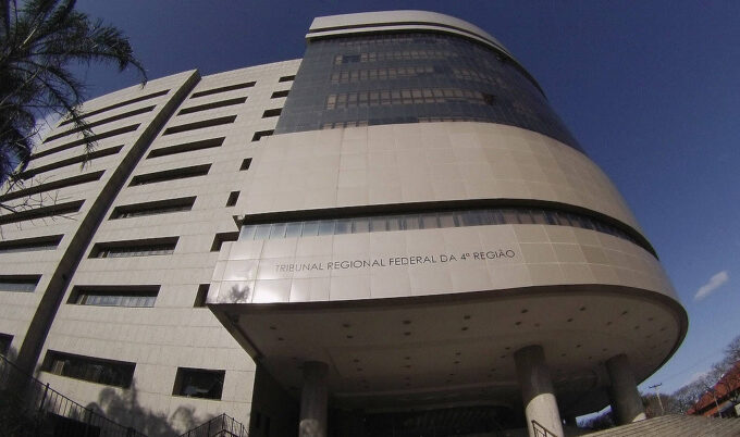 rombo-de-r$-266-milhoes-na-justica-federal-ameaca-salario-de-servidores
