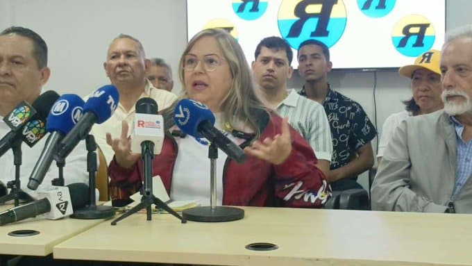 la-causa-r-propone-un-fondo-de-regalias-petroleras-para-“rescatar-el-salario-digno”
