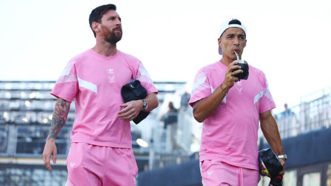 el-mensaje-de-luis-suarez-para-su-amigo-lionel-messi-en-su-despedida-de-la-seleccion-argentina:-“ganaste-cosas-que-cualquier-cosa-jugador-quiere-ganar”