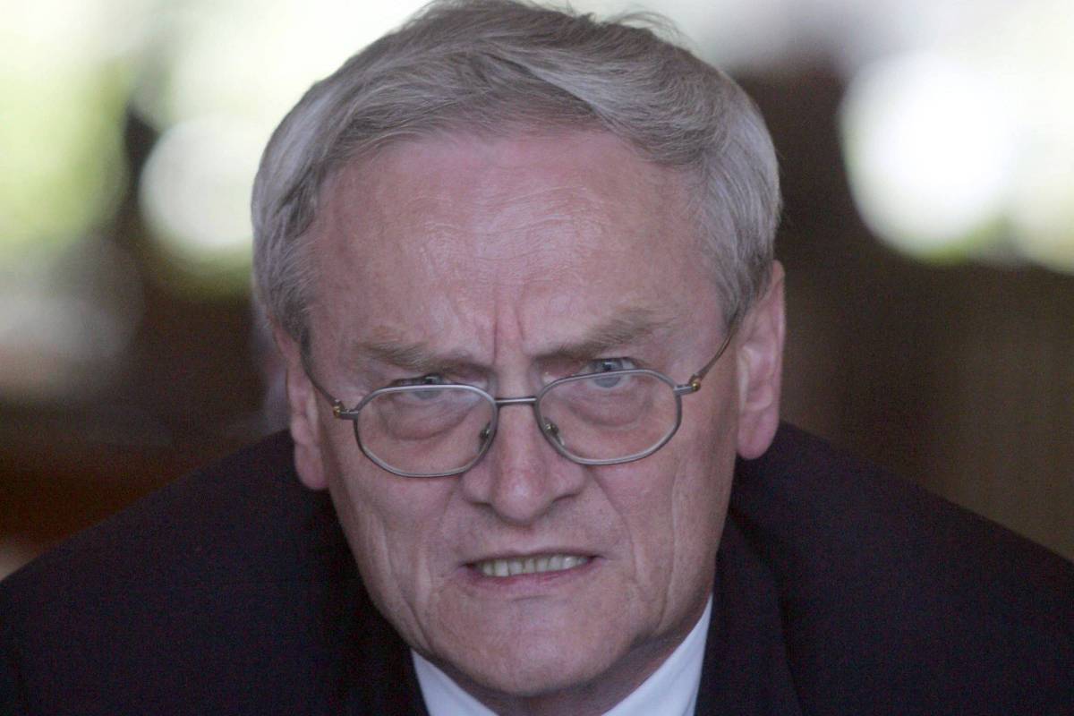 ex-chefe-da-inteligencia-da-alemanha-e-preso-por-suspeita-de-espionagem