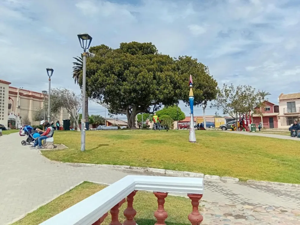 plaza-tenri:-un-hito-de-fraternidad-internacional