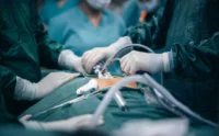 abren-cupos-gratuitos-para-cirugias-oncologicas-roboticas