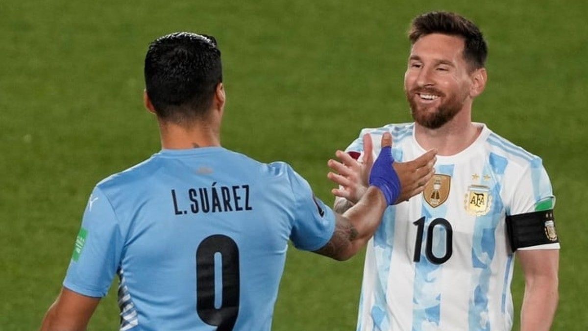 las-sentidas-palabras-que-le-escribio-luis-suarez-al-“gordo”-lionel-messi-en-su-despedida-de-la-seleccion-argentina:-“marcaste-la-historia-del-futbol”