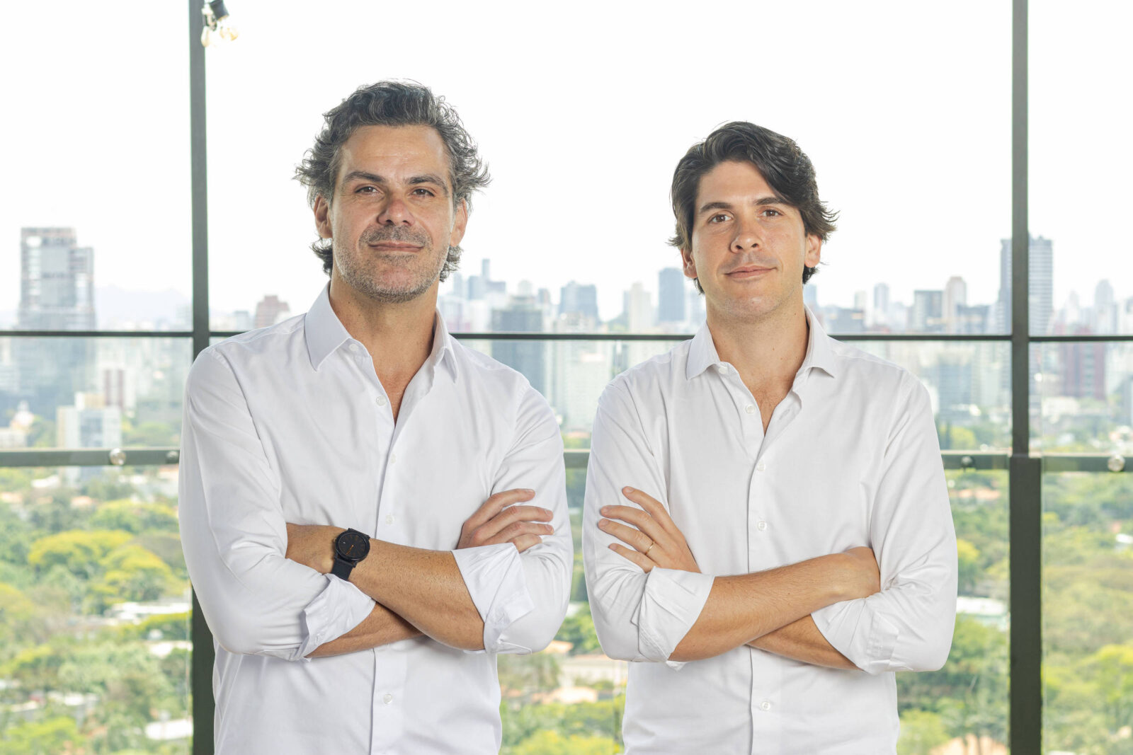 sanus-usa-whatsapp-e-ia-para-reduzir-sinistros-de-empresas