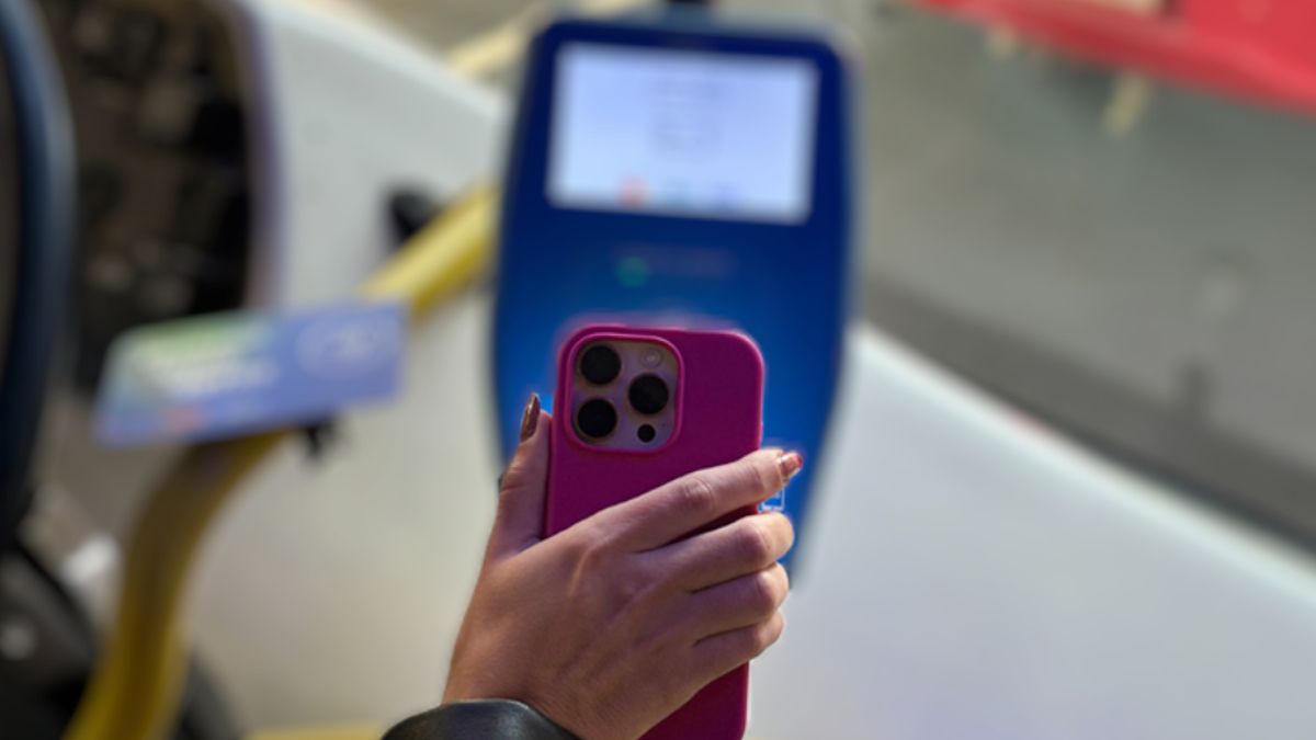 como-viajar-con-descuento-en-transporte-publico-durante-octubre-2026