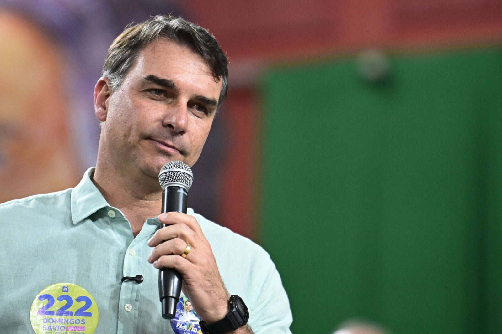 assessor-de-flavio-propoe-mudancas-na-constituicao-para-cortes-de-ate-r$-200-bi-e-causa-ruido-na-campanha