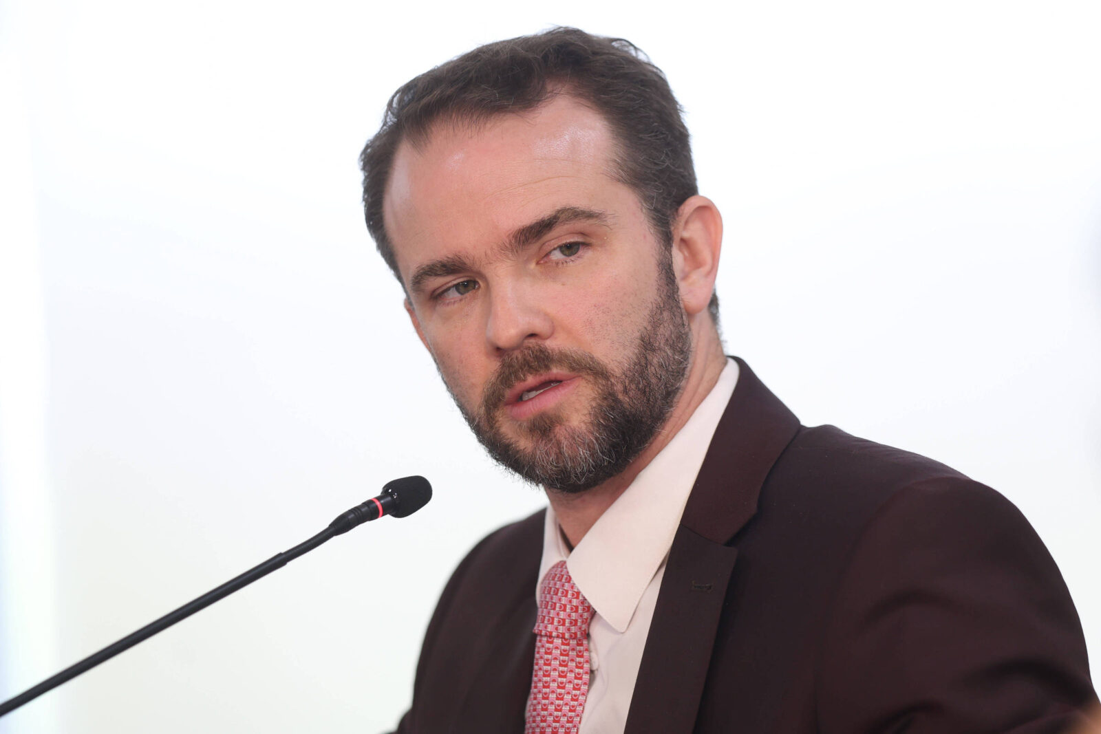durigan-diz-nao-entender-euforia-do-mercado-apos-1o-turno