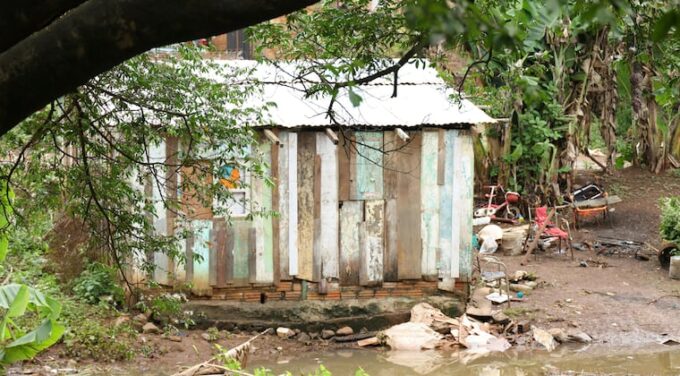 15-viviendas-con-riesgo-de-“venirse-abajo”-en-cde
