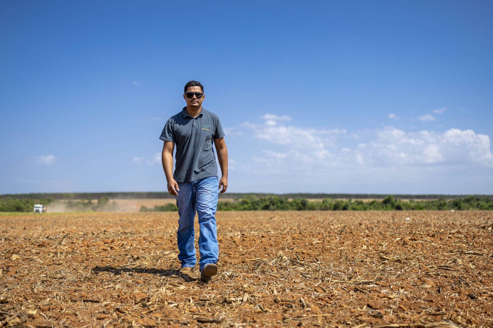 no-corredor-da-soja,-estudante-quer-ser-produtor-rural-e-opta-por-flavio-bolsonaro