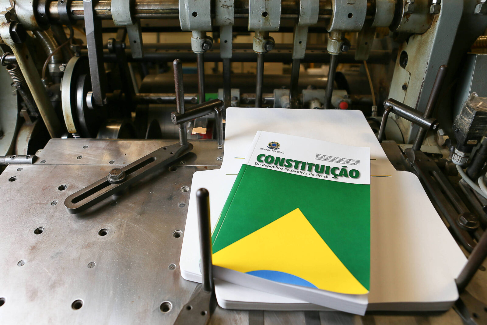 nem-emenda-constitucional-pode-revogar-reforma-tributaria,-dizem-‘pais’-de-projeto