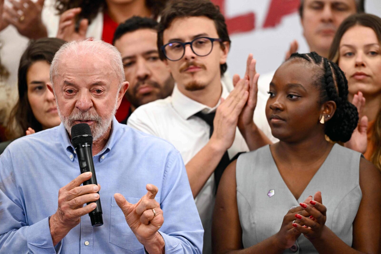 campanha-de-lula-emenda-3-dias-de-crise-interna-enquanto-busca-rumo-para-o-2o-turno