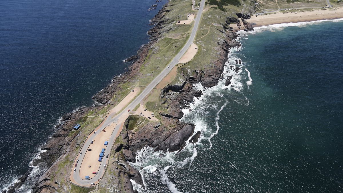 punta-ballena-se-encamina-a-ingresar-al-sistema-nacional-de-areas-protegidas;-la-medida-fijara-condiciones-de-manejo-del-terreno-y-zona-costera