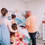 bebe-nascido-com-950-gramas-recebe-alta-apos-74-dias-internado-em-uti-no-pr