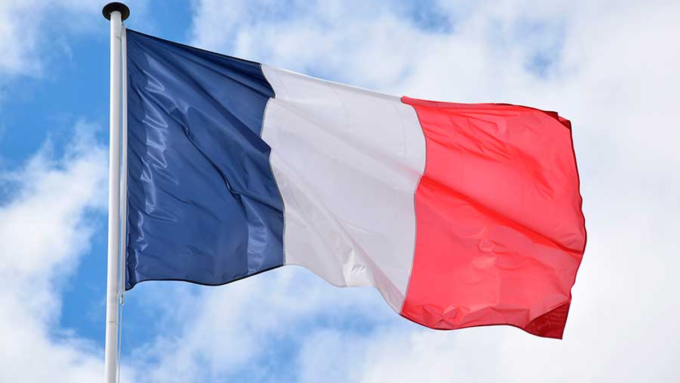 panico-financiero-en-francia:-sus-bonos-se-hunden-por-la-suba-del-deficit-y-un-posible-triunfo-de-marine-le-pen