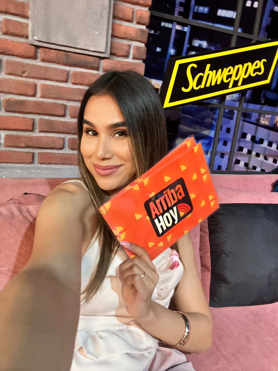 thali-nunez-es-la-nueva-cara-bonita-de-“arriba-hoy”-que-va-por-gen