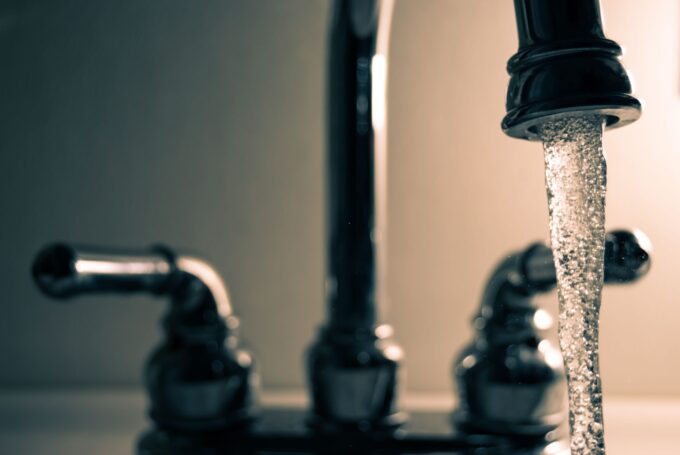 buenos-aires-water-company-privatized-after-20-years-of-state-management