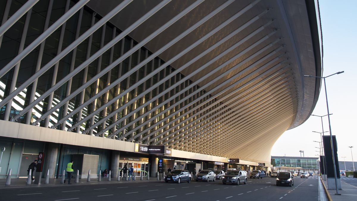 aprueban-un-nuevo-cuadro-tarifario-para-mas-de-30-aeropuertos-del-pais