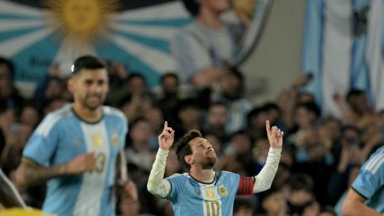 messi-steps-off-stage-with-a-show-to-remember