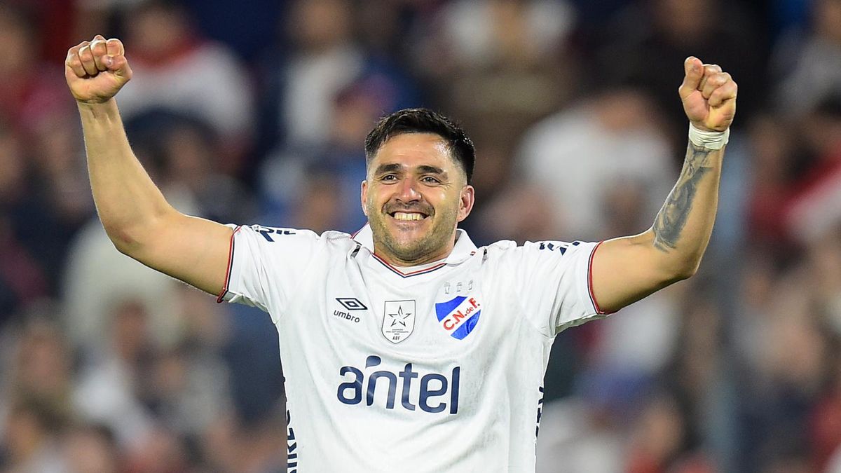 maxi-gomez-sufrio-una-fractura-en-una-mano-en-el-partido-entre-nacional-y-city-torque,-pero-no-le-impedira-jugar-contra-central-espanol