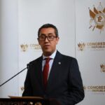 a-la-expectativa-si-jonathan-menkos-regresa-al-congreso-tras-el-fallo-de-la-cc