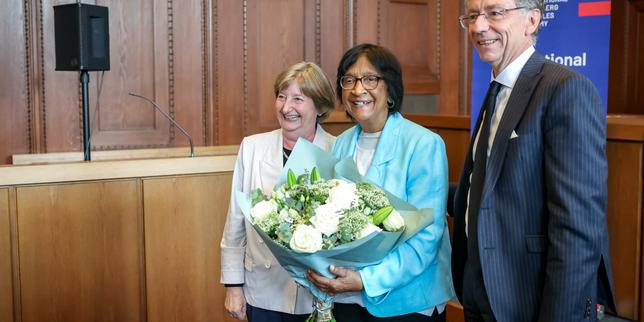 le-prix-nobel-de-la-paix-decerne-a-l’avocate-sud-africaine-navanethem-pillay