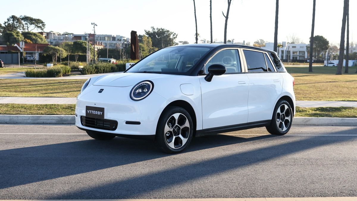 la-movilidad-electrica-llega-al-sofitel-de-la-mano-de-grupo-fiancar-con-el-everything-electric-test-drive