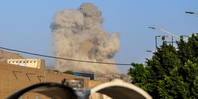 l’arabie-saoudite-affirme-mener-une-« operation-a-grande-echelle »-contre-les-houthistes-au-yemen