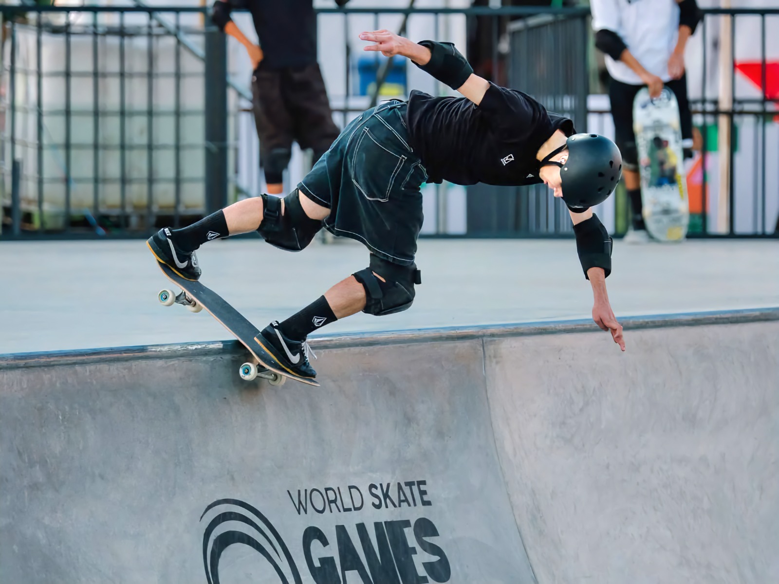 italia-llega-a-asuncion-como-campeona-y-arma-una-fiesta-en-los-world-skate-games