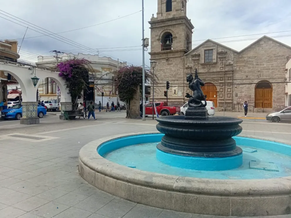 la-plaza-san-francisco:-testigo-de-piedra-y-memoria-del-casco-historico