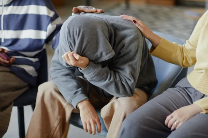 entre-el-costo-y-la-espera:-las-barreras-para-cuidar-la-salud-mental-en-la-region-y-en-chile