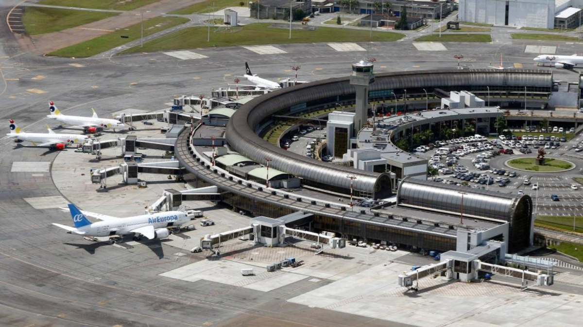 suspenden-temporalmente-las-operaciones-en-el-aeropuerto-jose-maria-cordova-de-rionegro,-antioquia,-por-presencia-de-un-dron