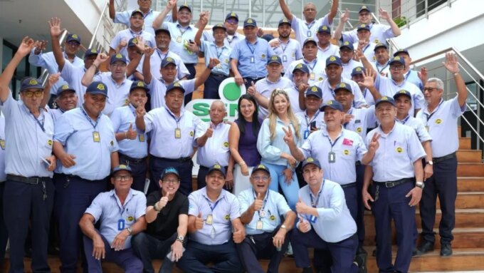 mas-de-300-taxistas-del-aeropuerto-de-barranquilla-seran-capacitados-para-convertirse-en-promotores-turisticos