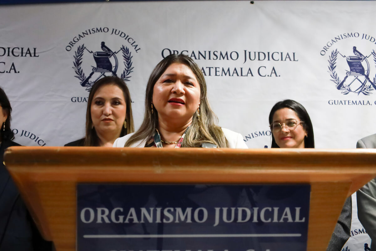 toma-de-posesion-de-jenny-alvarado:-oj-contratara-boquitas-y-bebidas-por-q167-mil