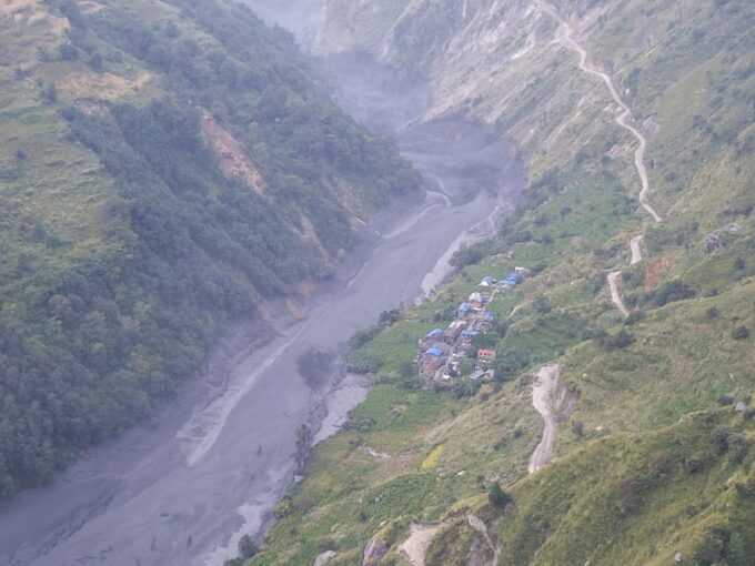 crecida-repentina-en-rio-de-nepal-arrasa-40-casas-y-deja-cinco-desaparecidos-en-gorkha