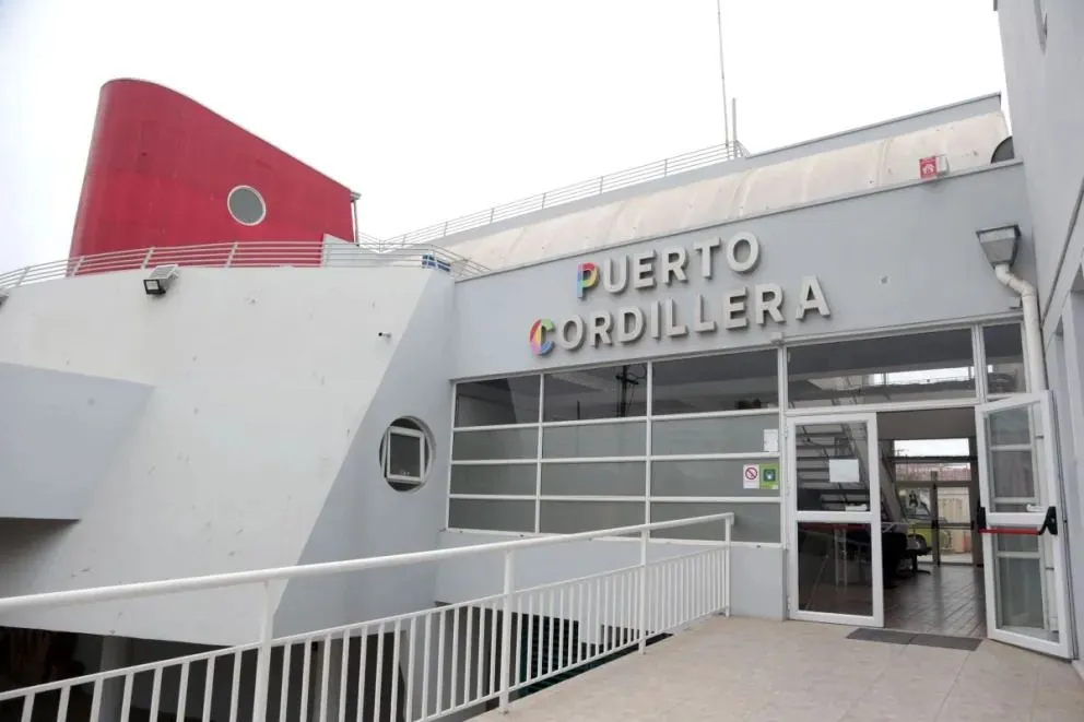docentes-ponen-en-duda-fundamento-tecnico-de-ajustes-impulsados-en-educacion