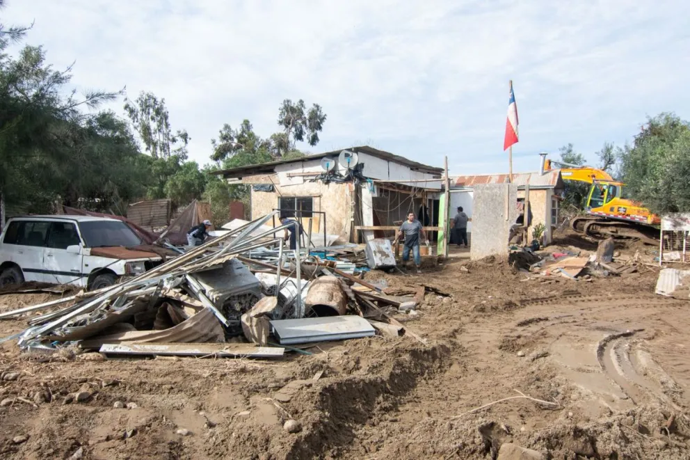 horas-versus-dias:-vecinos-de-la-region-acusan-de-trato-desigual-al-gobierno-ante-emergencias